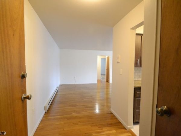 121 Grove, Unit 2, Clifton, NJ 07013