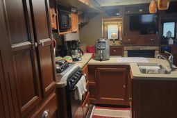 9700 Kings Rd. photo 4