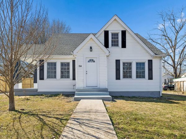114 Oak St, McMinnville, TN 37110