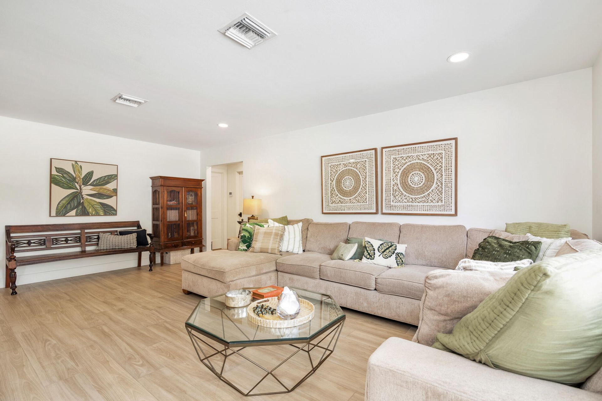 300 Edmor Road, West Palm Beach, FL 33405 Photo