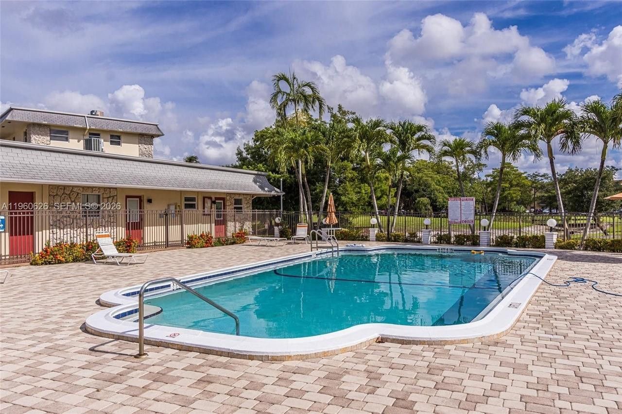4331 NW 16th Street, Unit D308, Lauderhill, FL 33313 Photo
