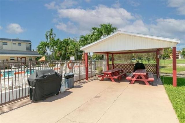 4331 NW 16th Street, Unit D308, Lauderhill, FL 33313 Photo