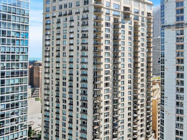 10 E Delaware Place, Unit 34A, Chicago, IL 60611