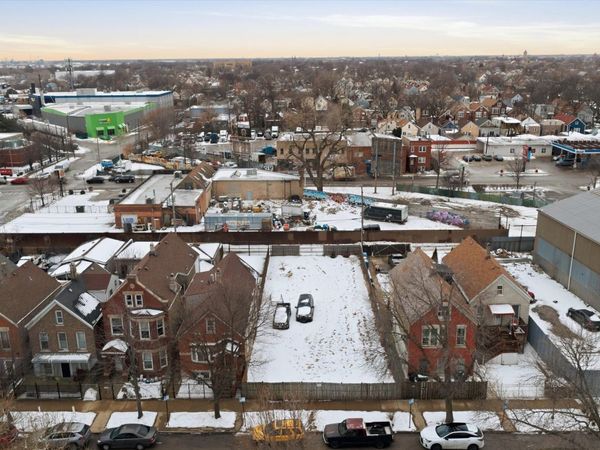 2838 S Troy Street, Chicago, IL 60623