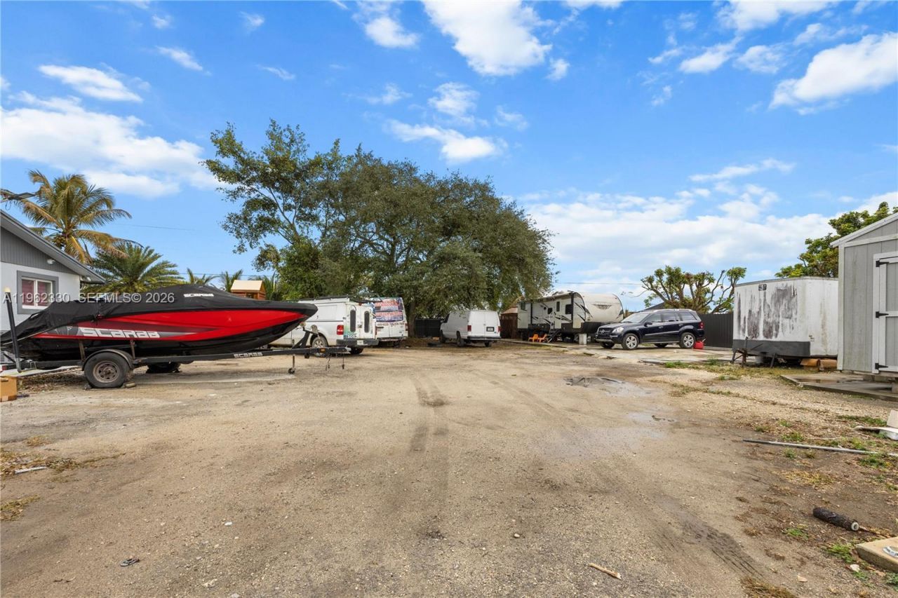 33300 SW 212th Ave , Homestead, FL 33034 Photo