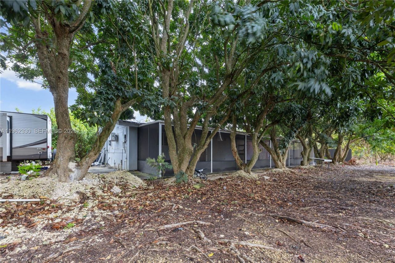 33300 SW 212th Ave , Homestead, FL 33034 Photo