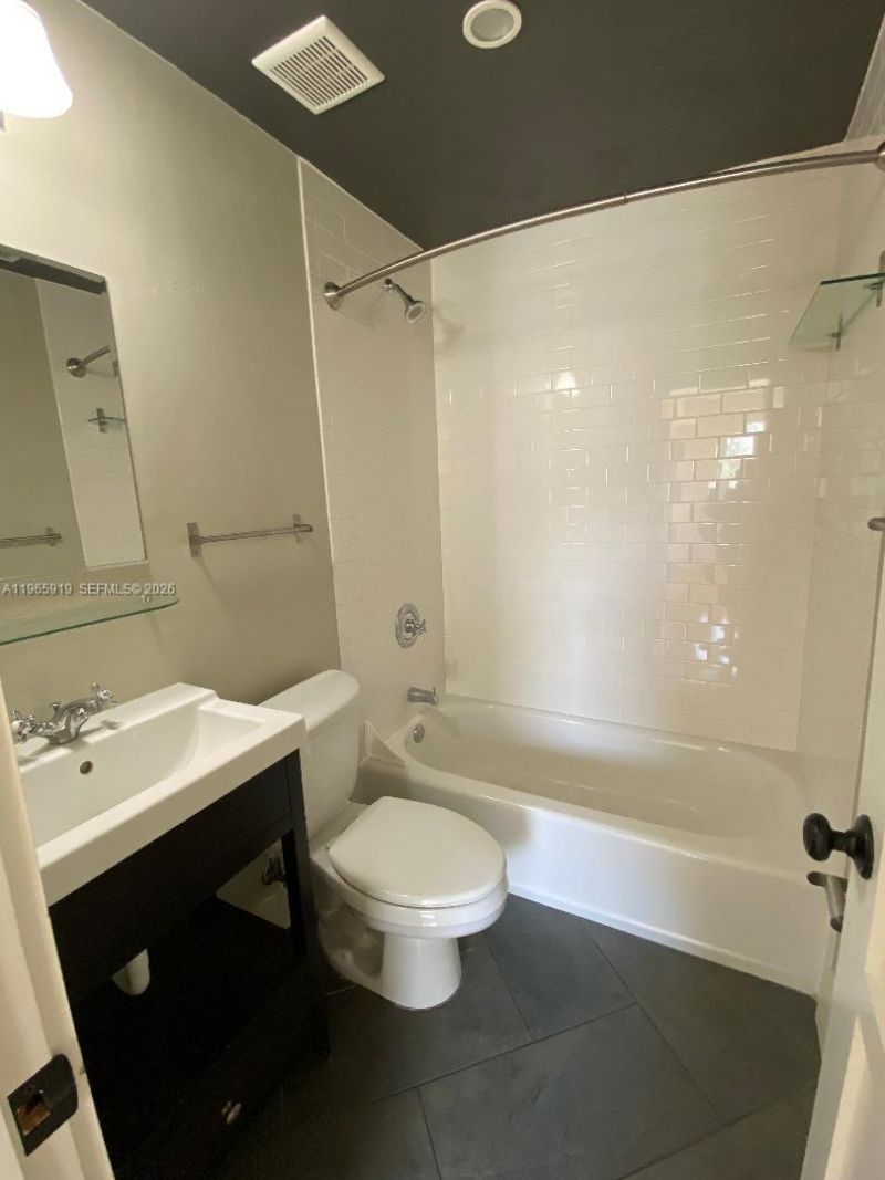 119 Cibao Ct , Unit 8, Coral Gables, FL 33134 Photo