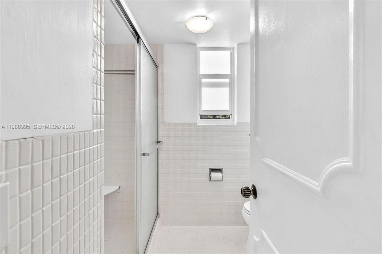 9524 Byron Ave , Surfside, FL 33154 Photo