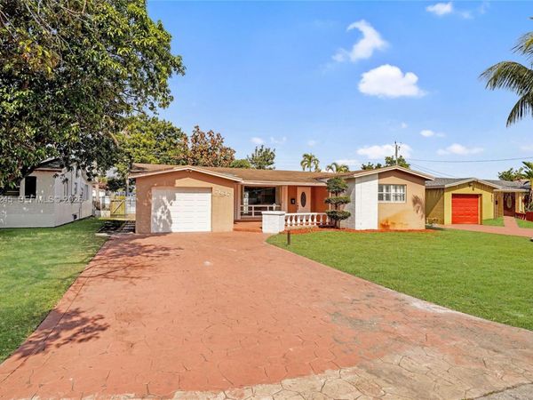 7637 Biltmore Blvd, Miramar, FL 33023