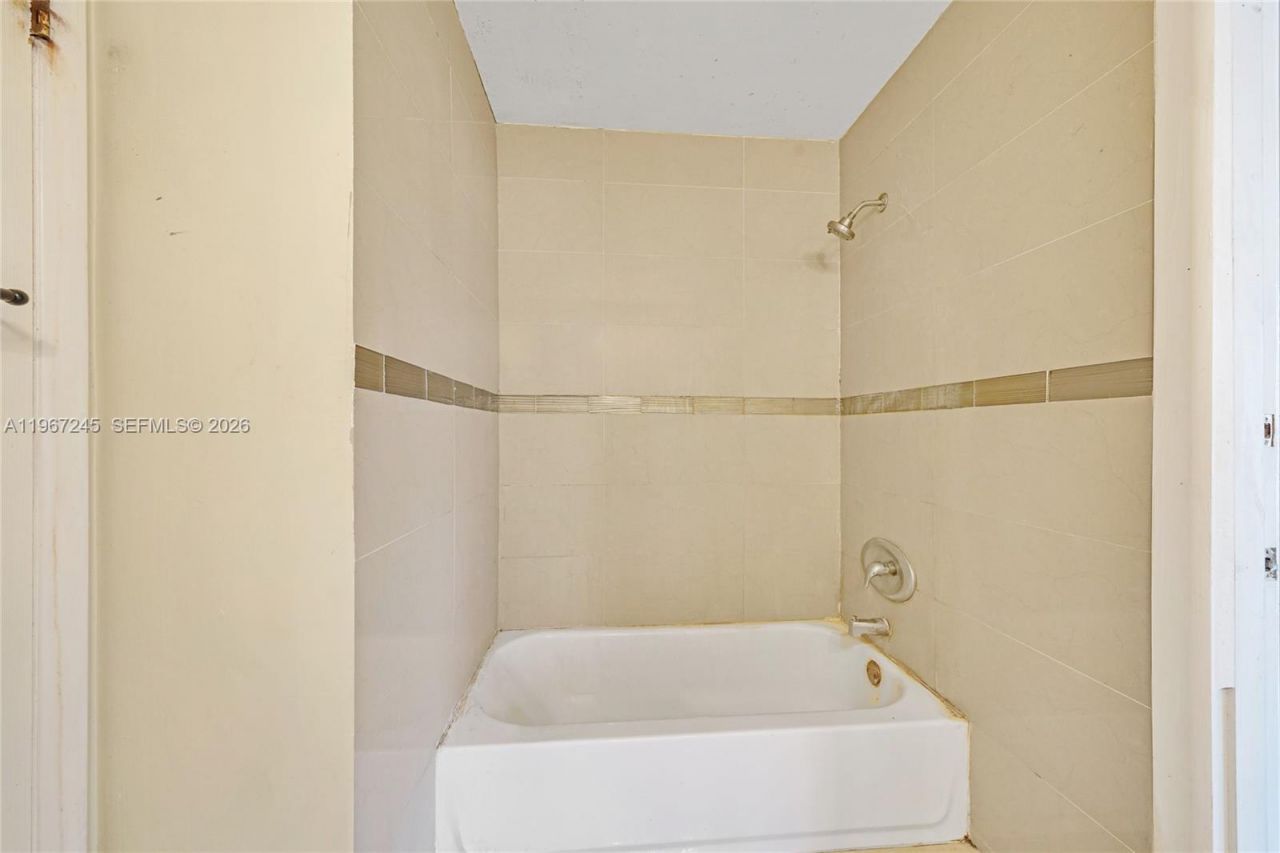 7637 Biltmore Blvd, Miramar, FL 33023 Photo