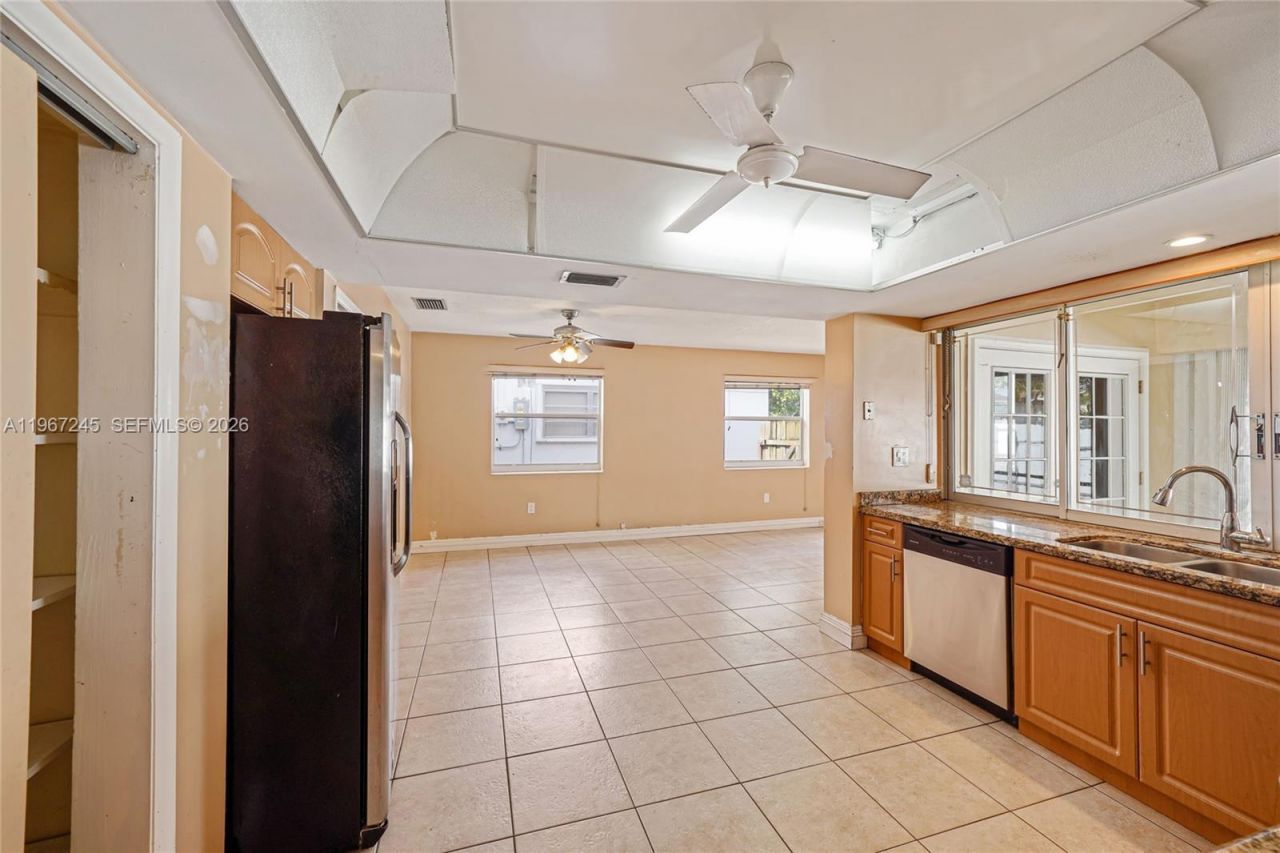 7637 Biltmore Blvd, Miramar, FL 33023 Photo