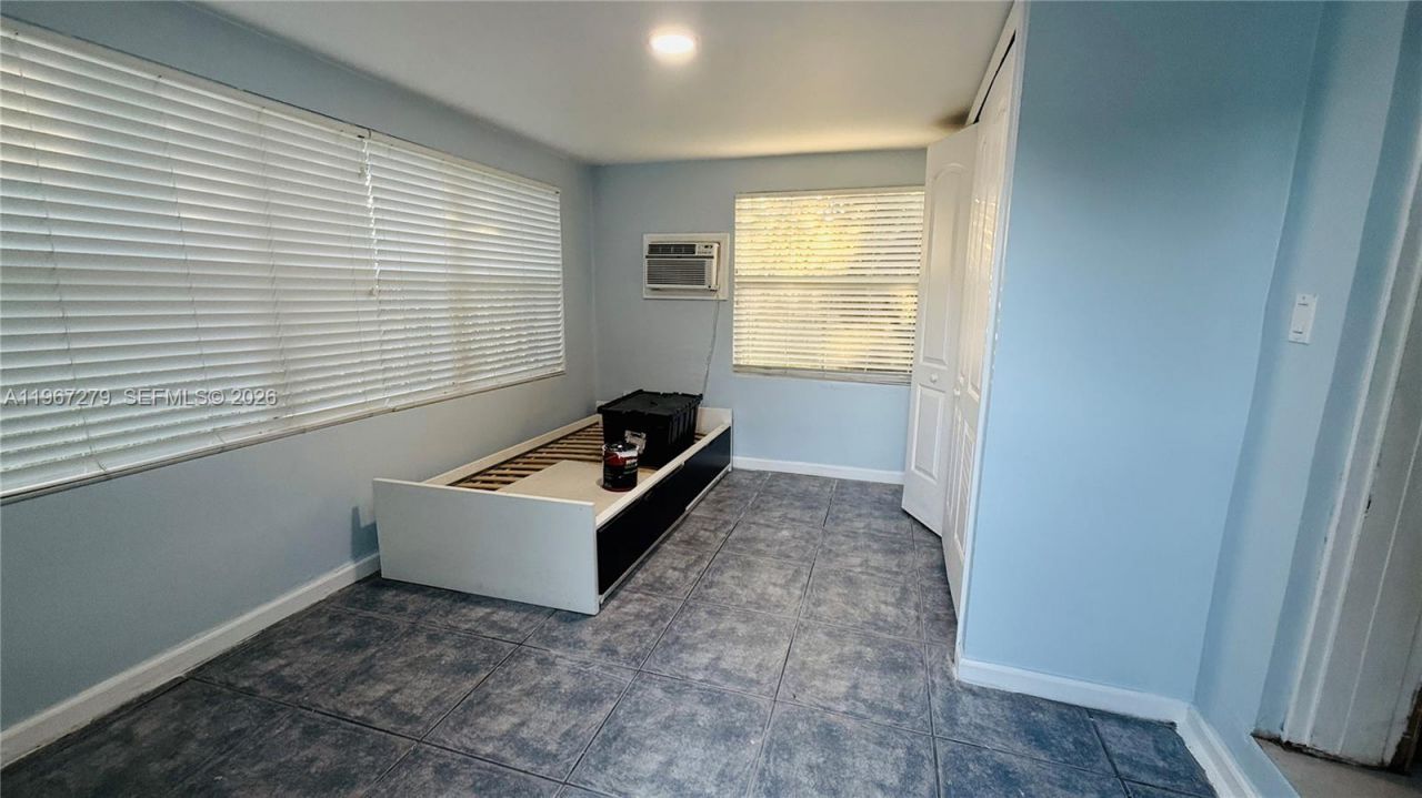 2318 Washington St, Hollywood, FL 33020 Photo