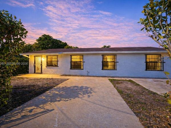 522 SW 3rd Ave , Homestead, FL 33030