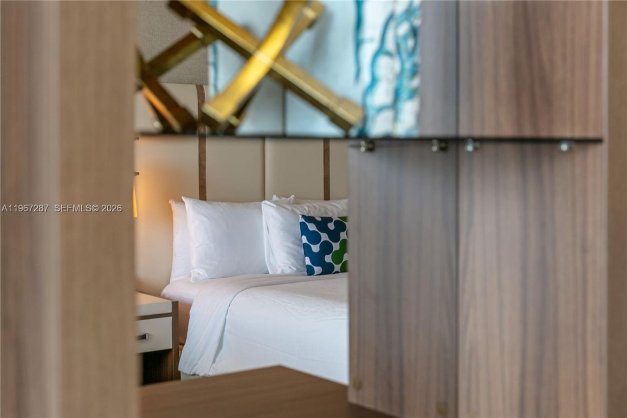 551 N Fort Lauderdale Beach Blvd , Unit H804, Fort Lauderdale, FL 33304 Photo