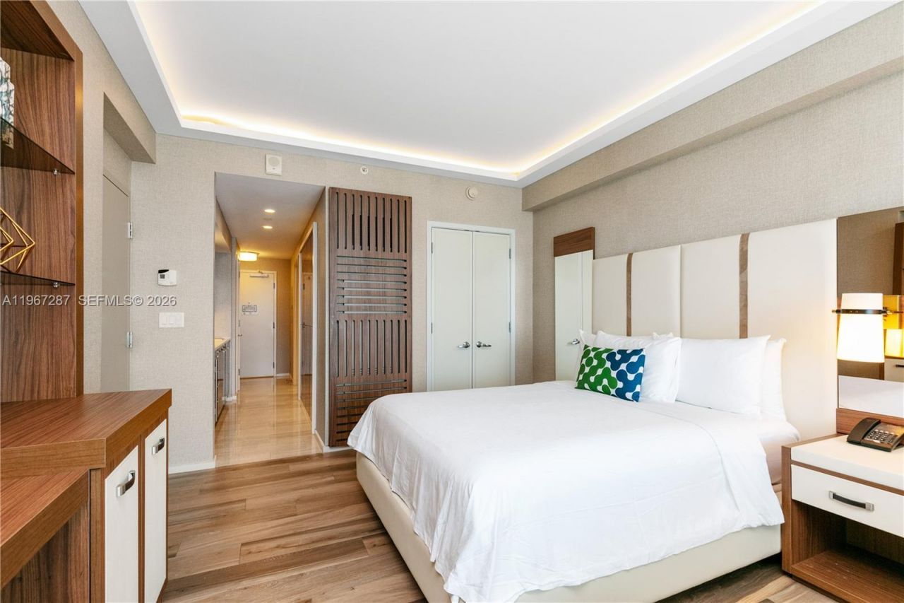 551 N Fort Lauderdale Beach Blvd , Unit H804, Fort Lauderdale, FL 33304 Photo