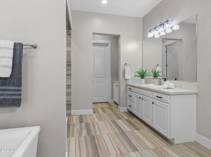 719 W Pleasant Oak Trail, Reno, NV 89511 Photo