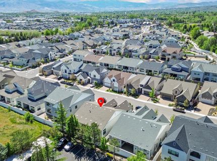 719 W Pleasant Oak Trail, Reno, NV 89511 Photo