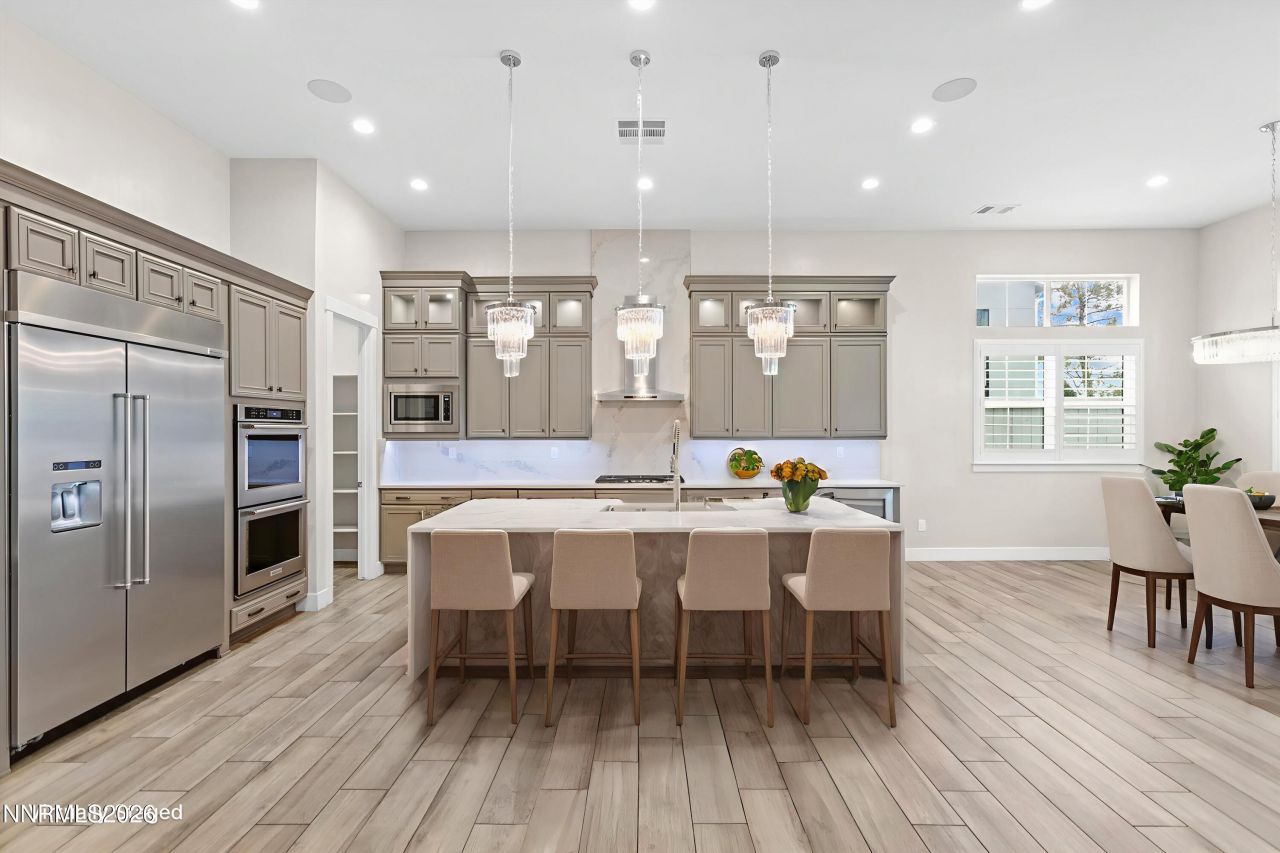 719 W Pleasant Oak Trail, Reno, NV 89511 Photo