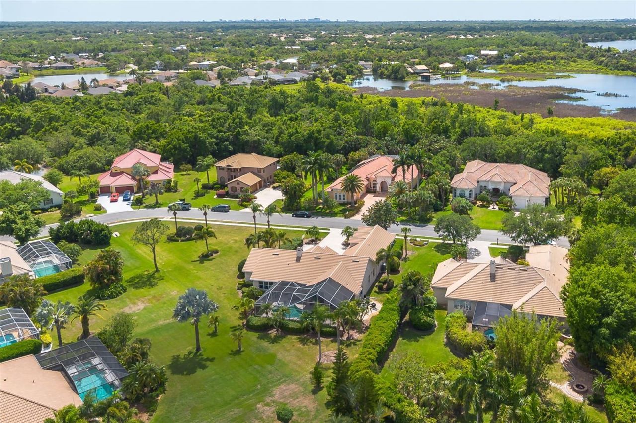 6615 Butlers Crest Drive, Bradenton, FL 34203 Photo