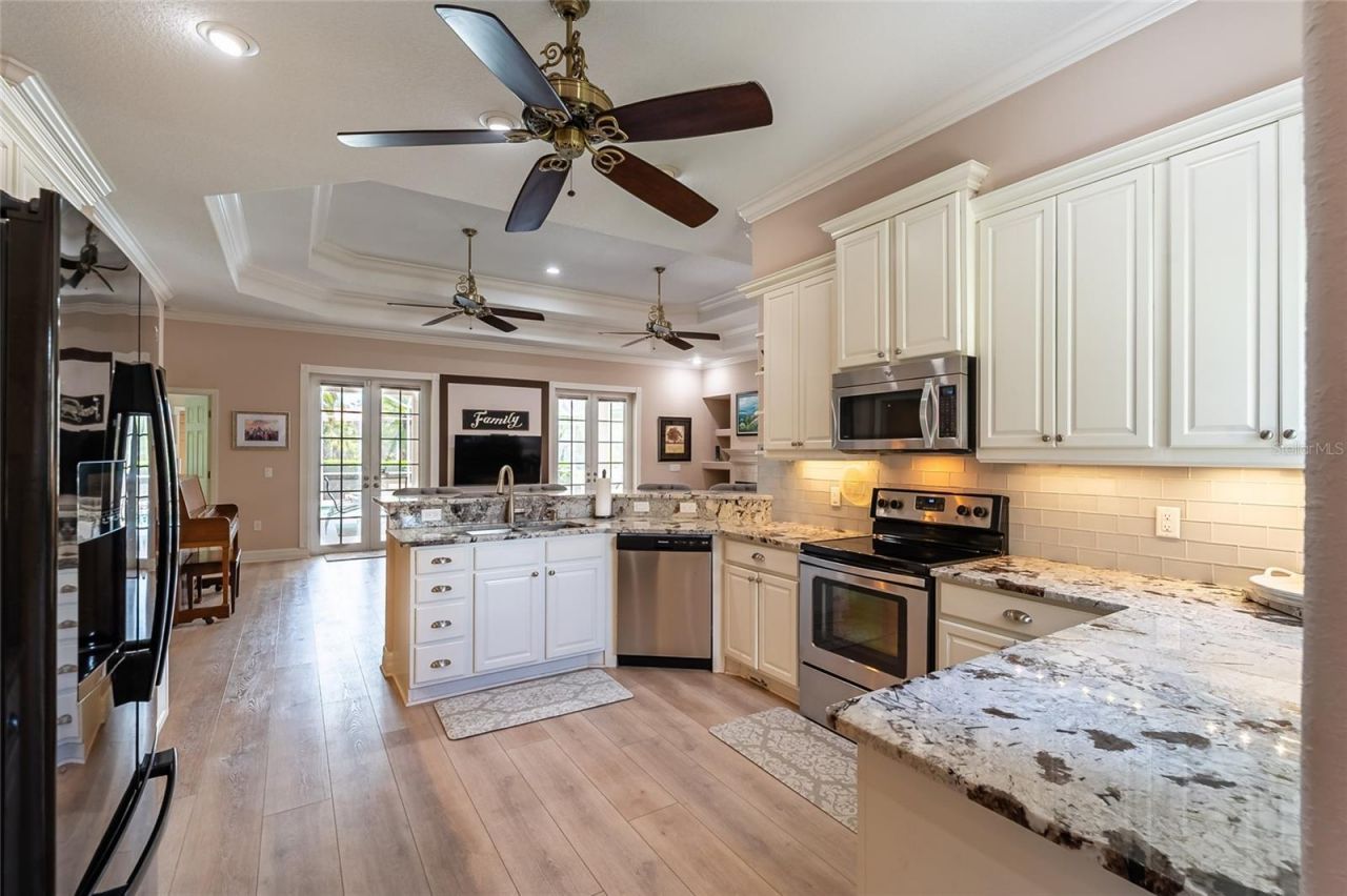 6615 Butlers Crest Drive, Bradenton, FL 34203 Photo