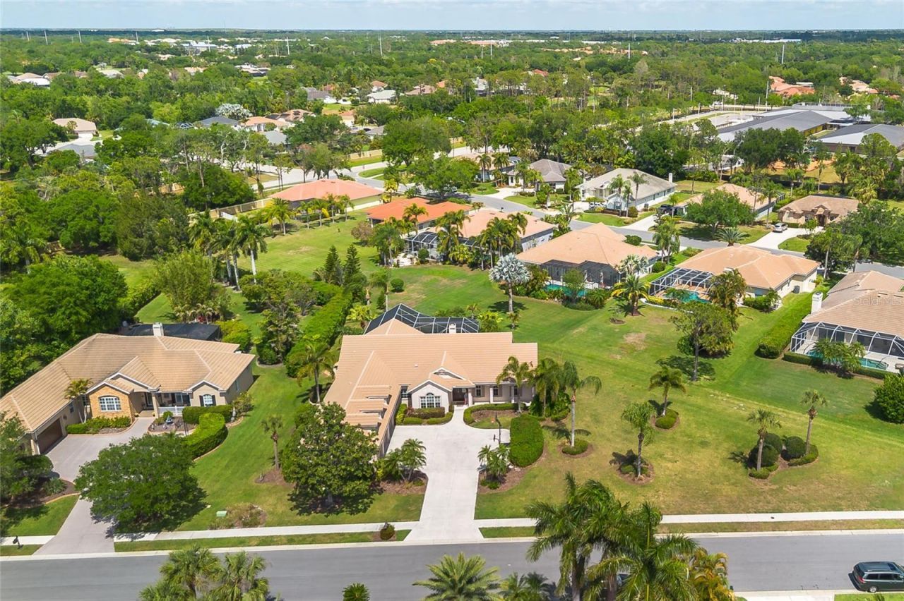 6615 Butlers Crest Drive, Bradenton, FL 34203 Photo