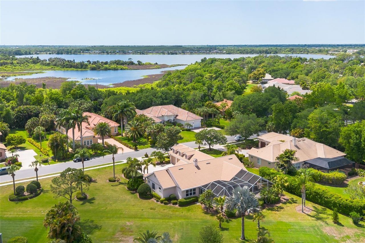 6615 Butlers Crest Drive, Bradenton, FL 34203 Photo