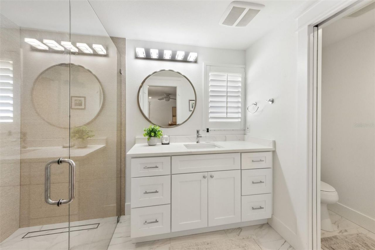 625 Dundee Lane, Holmes Beach, FL 34217 Photo