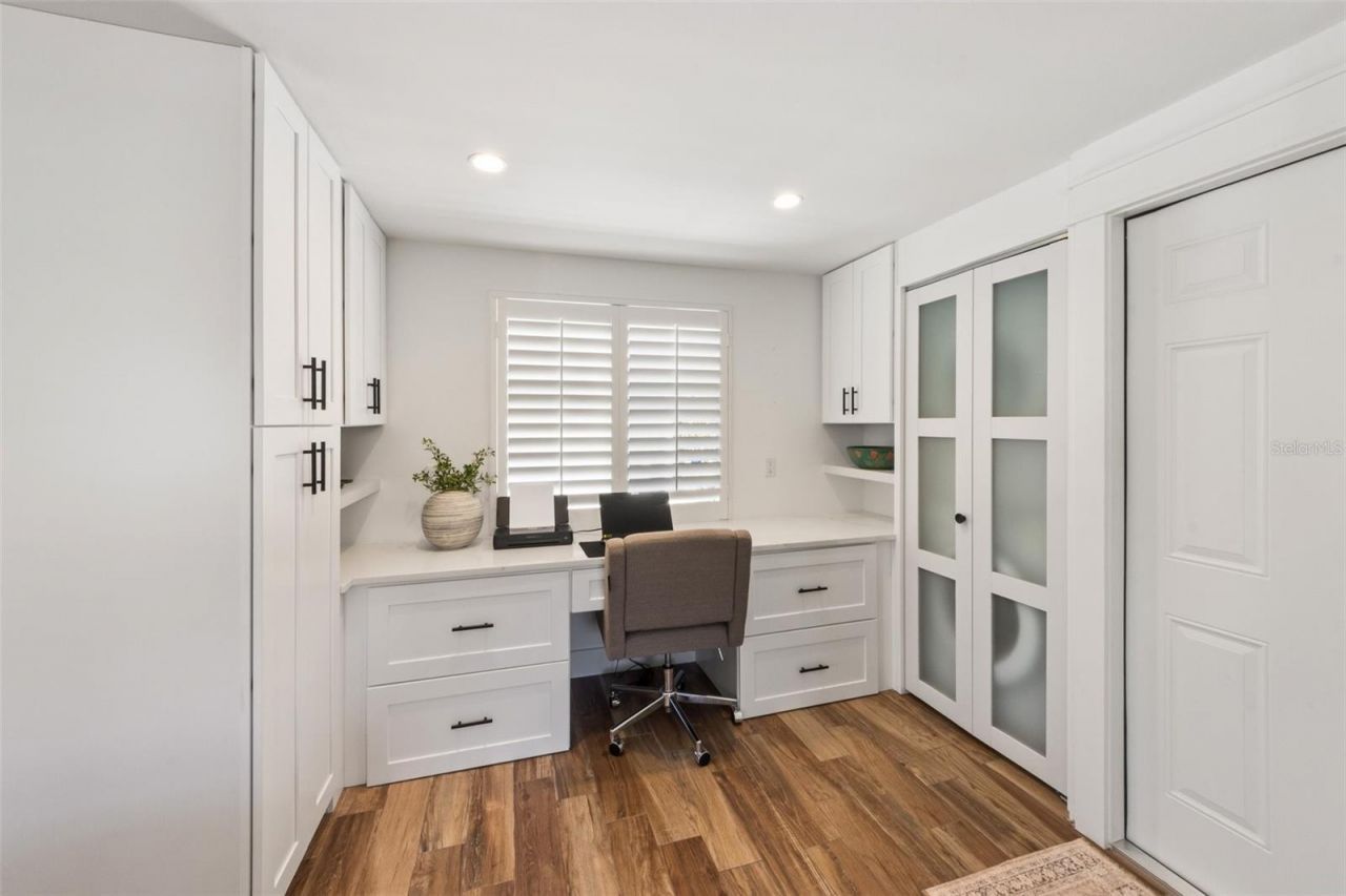 625 Dundee Lane, Holmes Beach, FL 34217 Photo