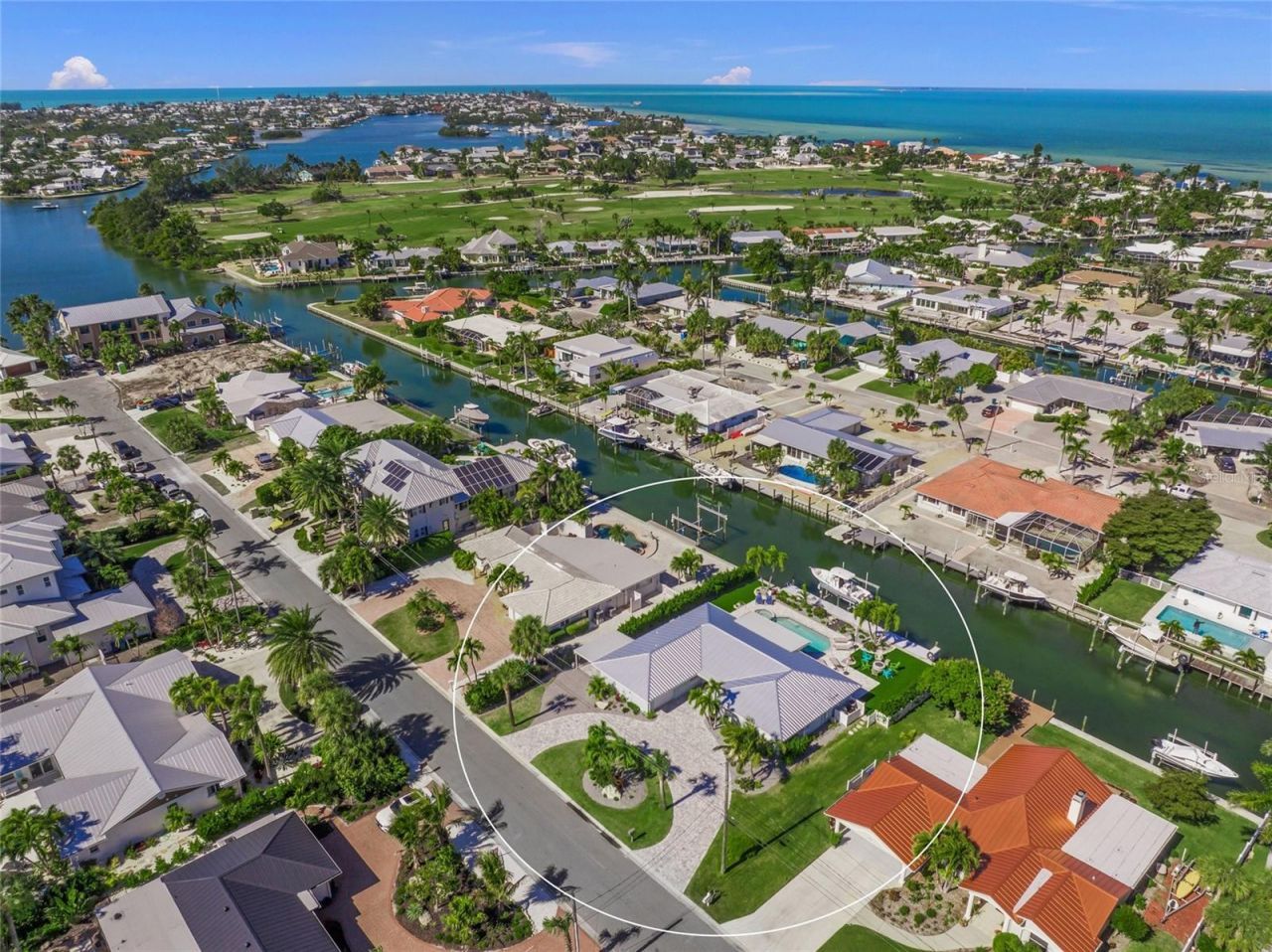 625 Dundee Lane, Holmes Beach, FL 34217 Photo