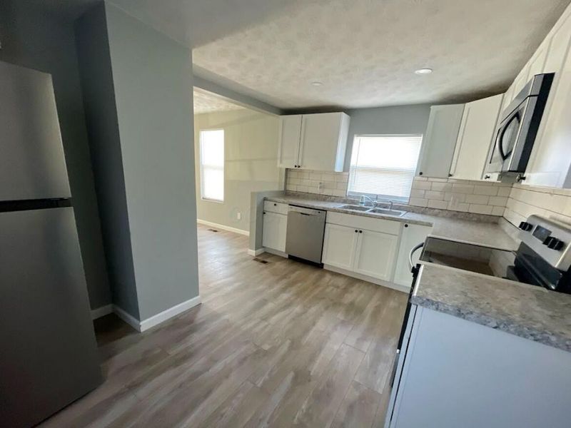 1166 Minnesota Avenue, Columbus, OH 43211 Photo 6