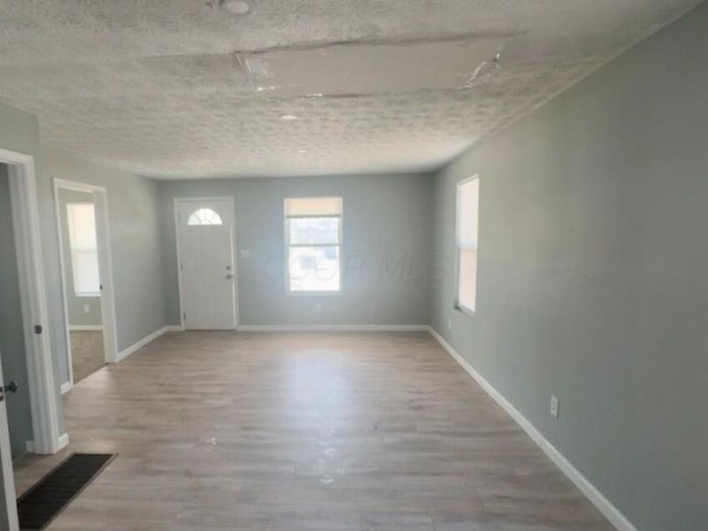 1166 Minnesota Avenue, Columbus, OH 43211 Photo 7