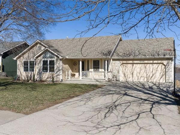 3500 Tillerman Drive, Lawrence, KS 66049