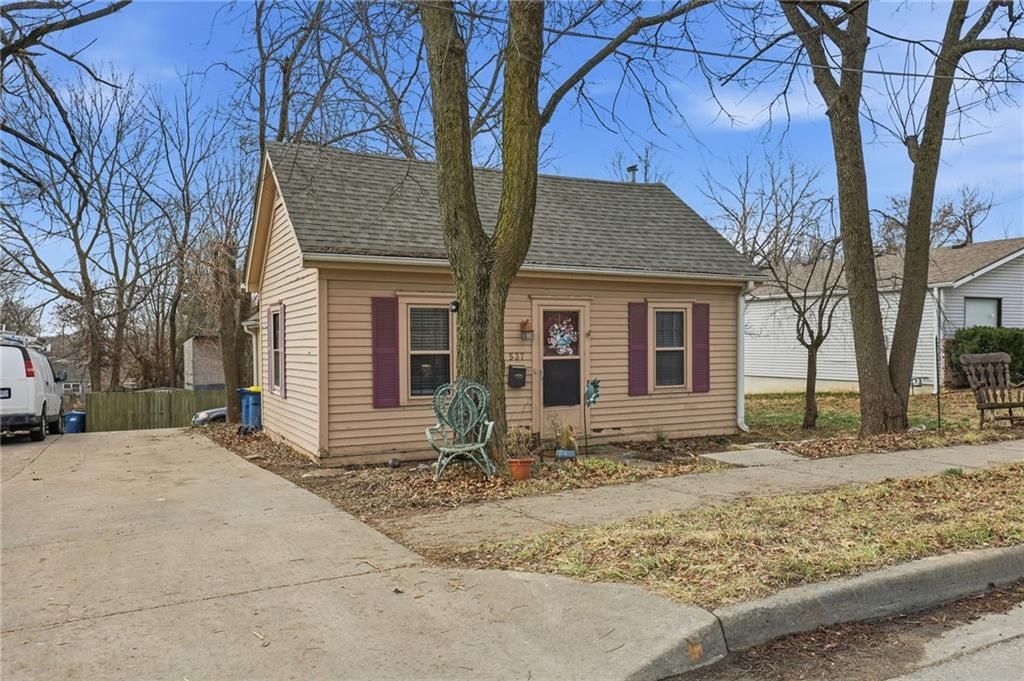 537 E Mill Street, Liberty, MO 64048 Main Photo
