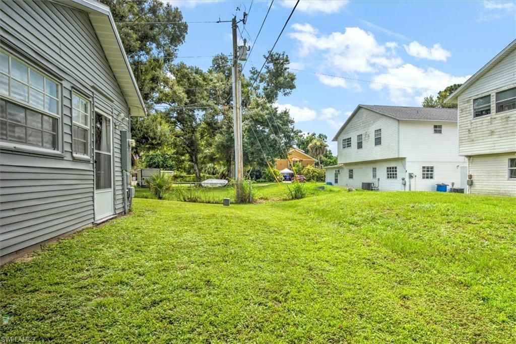 509 Capitol St , North Fort Myers, FL 33903 Photo