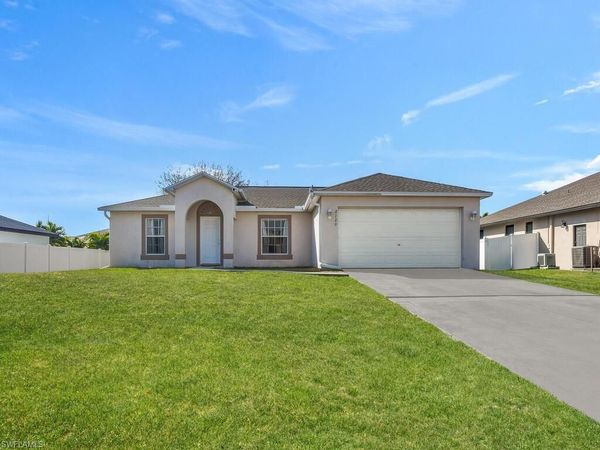 2120 SW 28th TER, CAPE CORAL, FL 33914