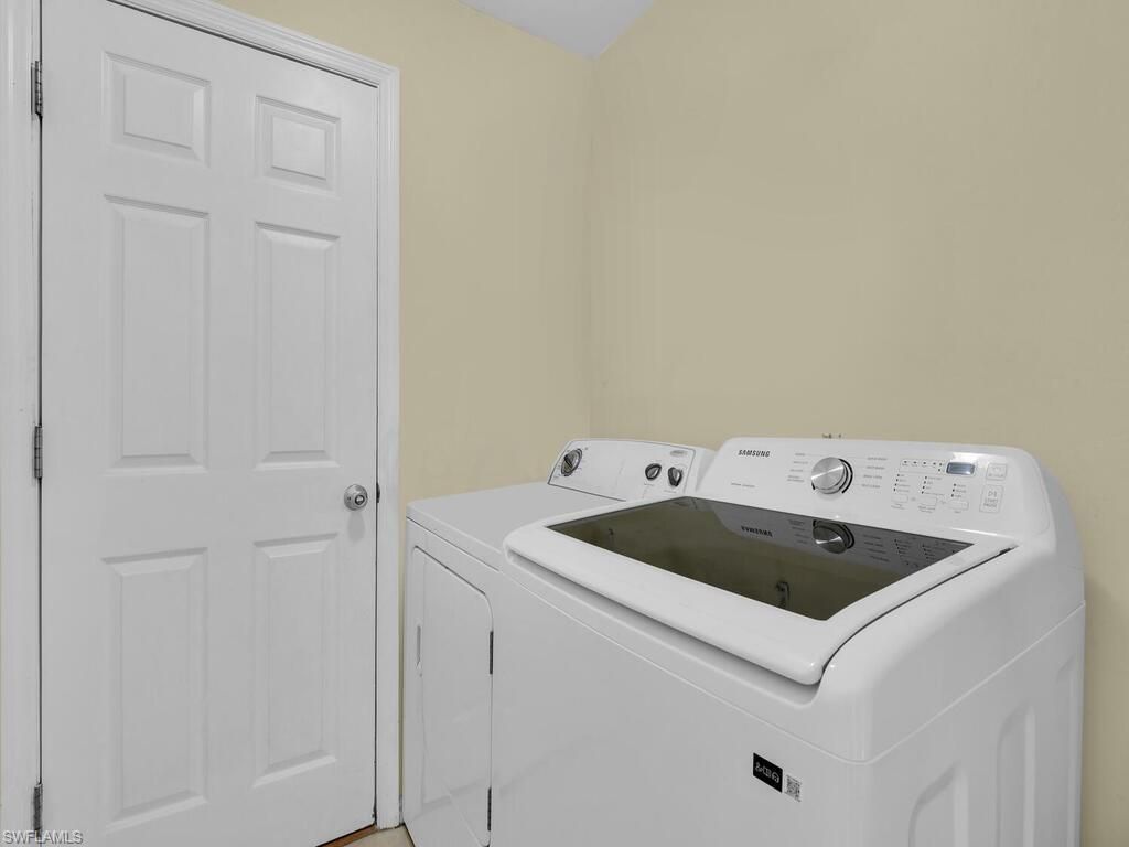 2120 SW 28th Ter, Cape Coral, FL 33914 Photo