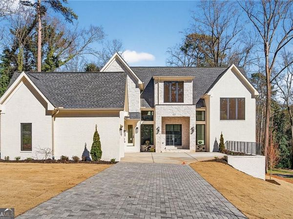 422 Hilderbrand Drive, Atlanta, GA 30328