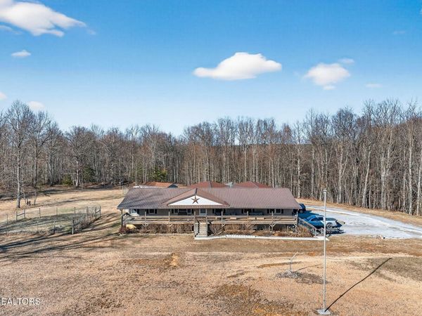 3773 Glade Creek Rd, Sparta, TN 38583