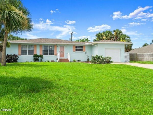 1026 Bel Aire Drive, Daytona Beach, FL 32118