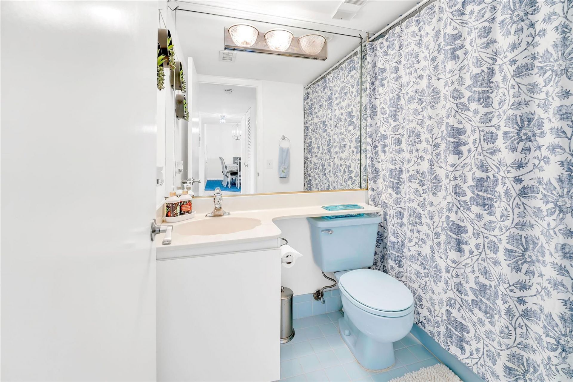 4975 E Sabal Palm Boulevard, Unit 408, Tamarac, FL 33319 Photo
