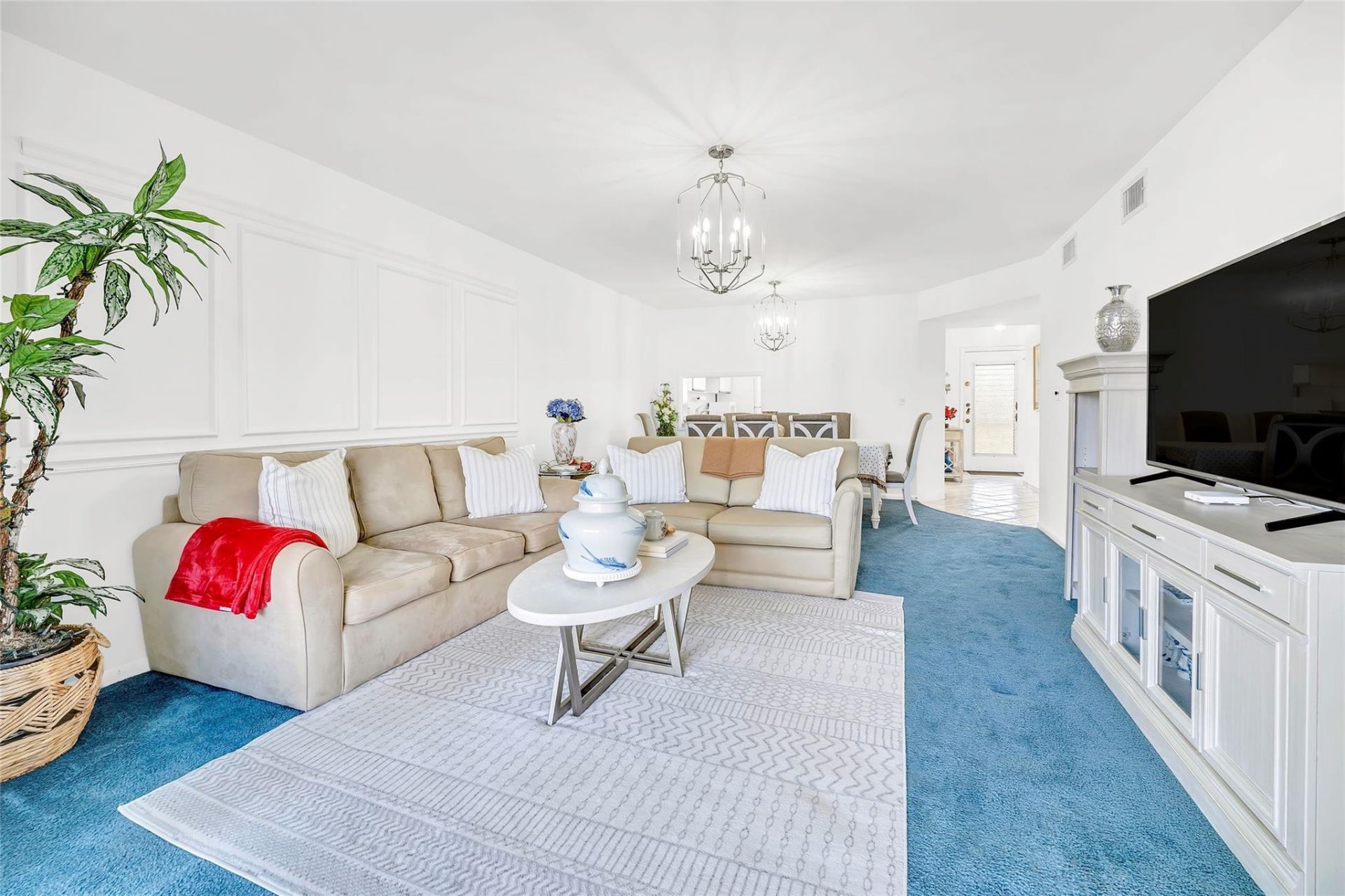 4975 E Sabal Palm Boulevard, Unit 408, Tamarac, FL 33319 Photo