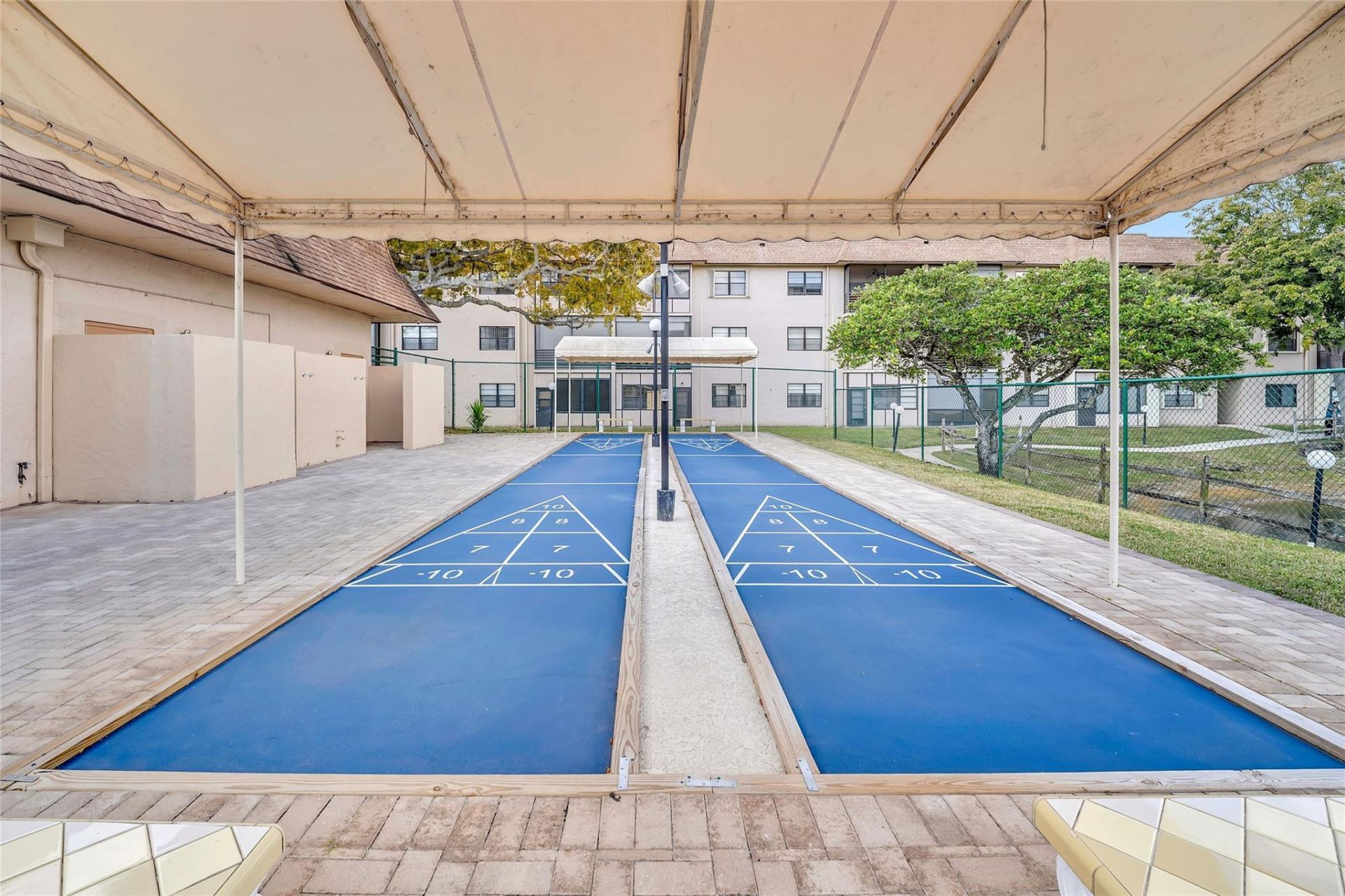 4975 E Sabal Palm Boulevard, Unit 408, Tamarac, FL 33319 Photo