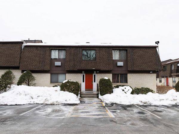 1212 Cherry Hill Drive, Poughkeepsie, NY 12603