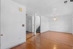 1104 Aderly Oak Drive  photo 4