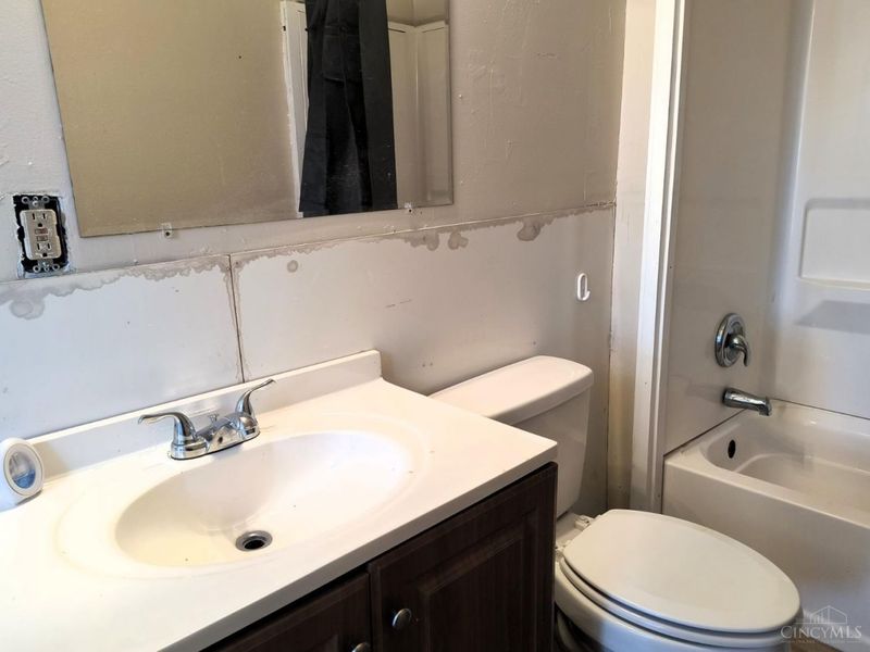 1647 Dewey Avenue, Cincinnati, OH 45205 Photo 7