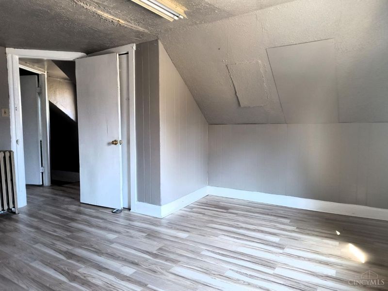 1647 Dewey Avenue, Cincinnati, OH 45205 Photo 9