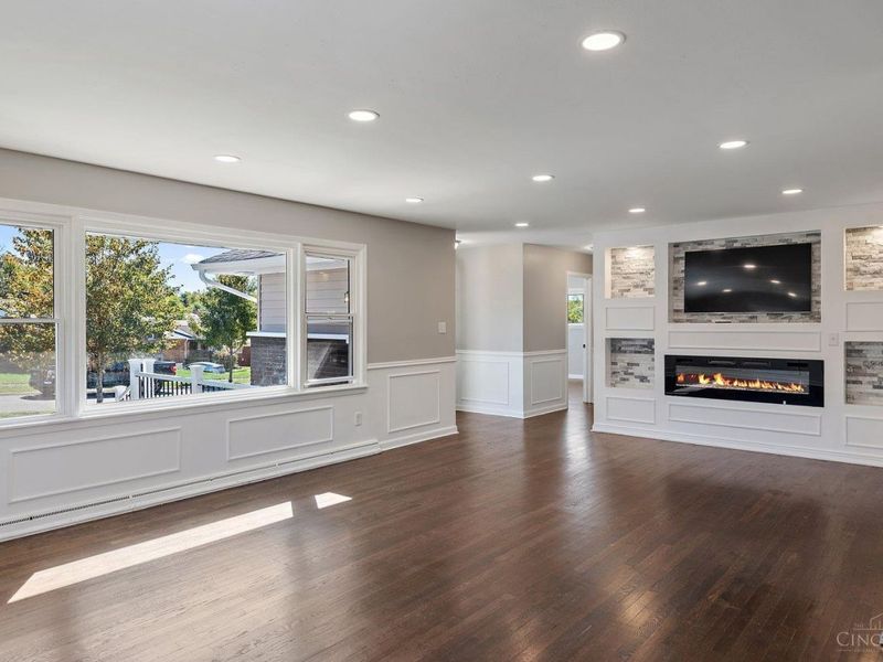 6085 Capri Drive, Cincinnati, OH 45224 Photo 2