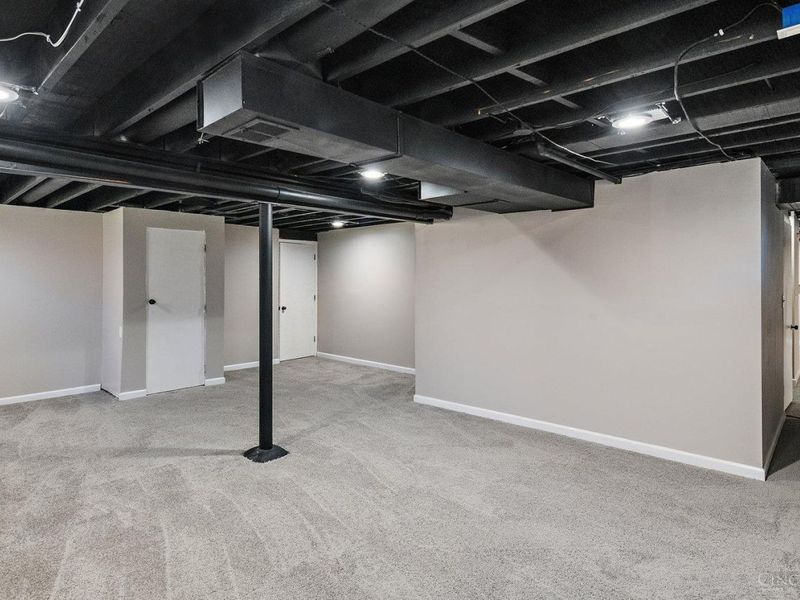 6085 Capri Drive, Cincinnati, OH 45224 Photo 26