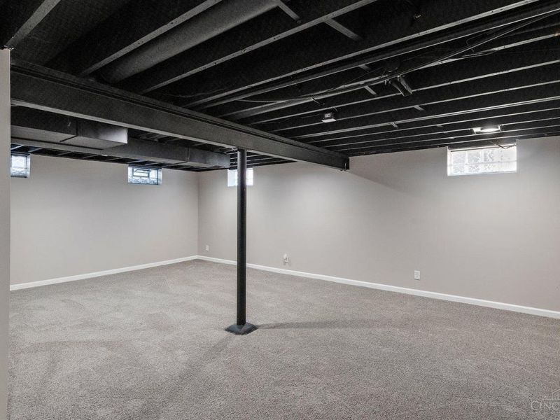 6085 Capri Drive, Cincinnati, OH 45224 Photo 27