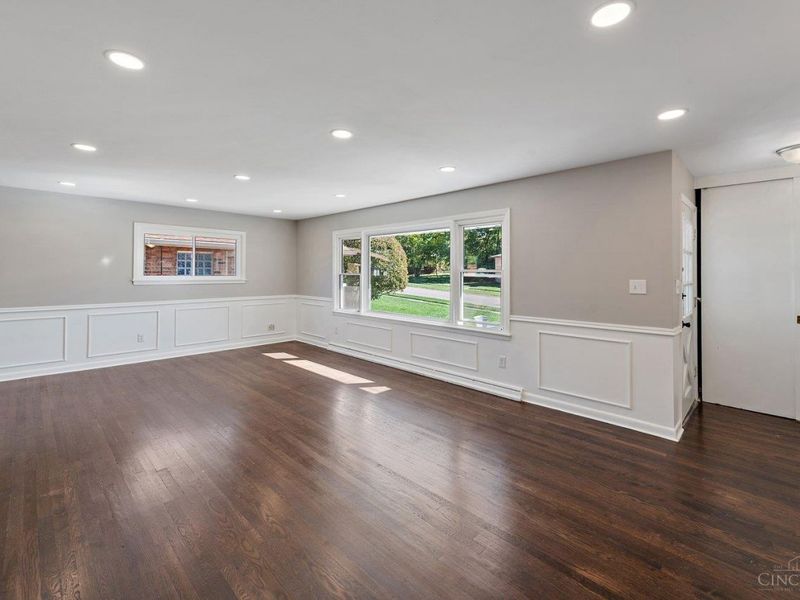 6085 Capri Drive, Cincinnati, OH 45224 Photo 3